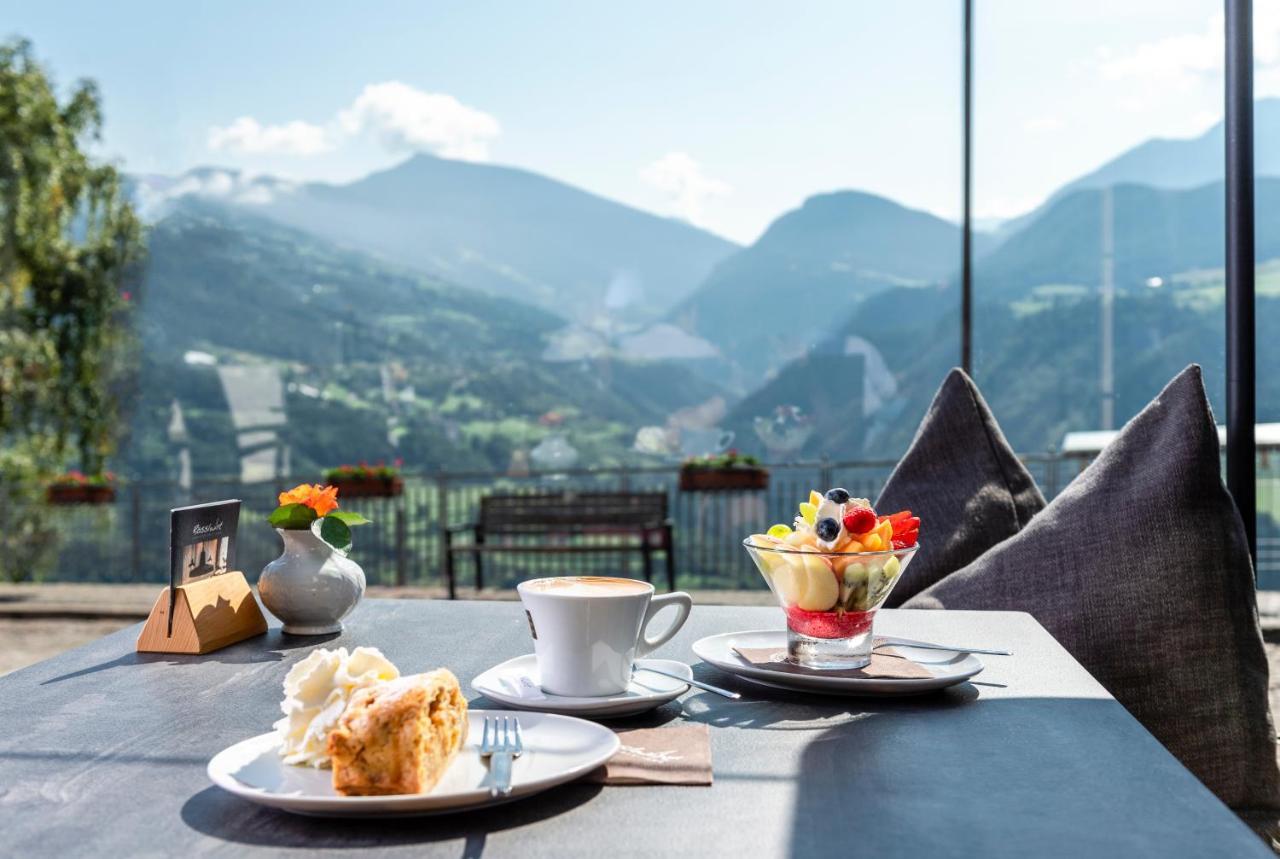 Roesslwirt Hotell Barbiano  Exteriör bild